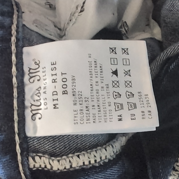 Miss Me Blue Boot Cut Jeans with Embellished Pockets 29 X 32 - Picture 7 of 10